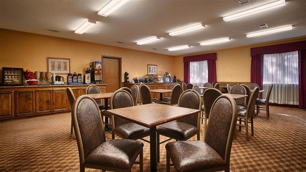 Americas Best Value Inn Wiggins Restaurante foto