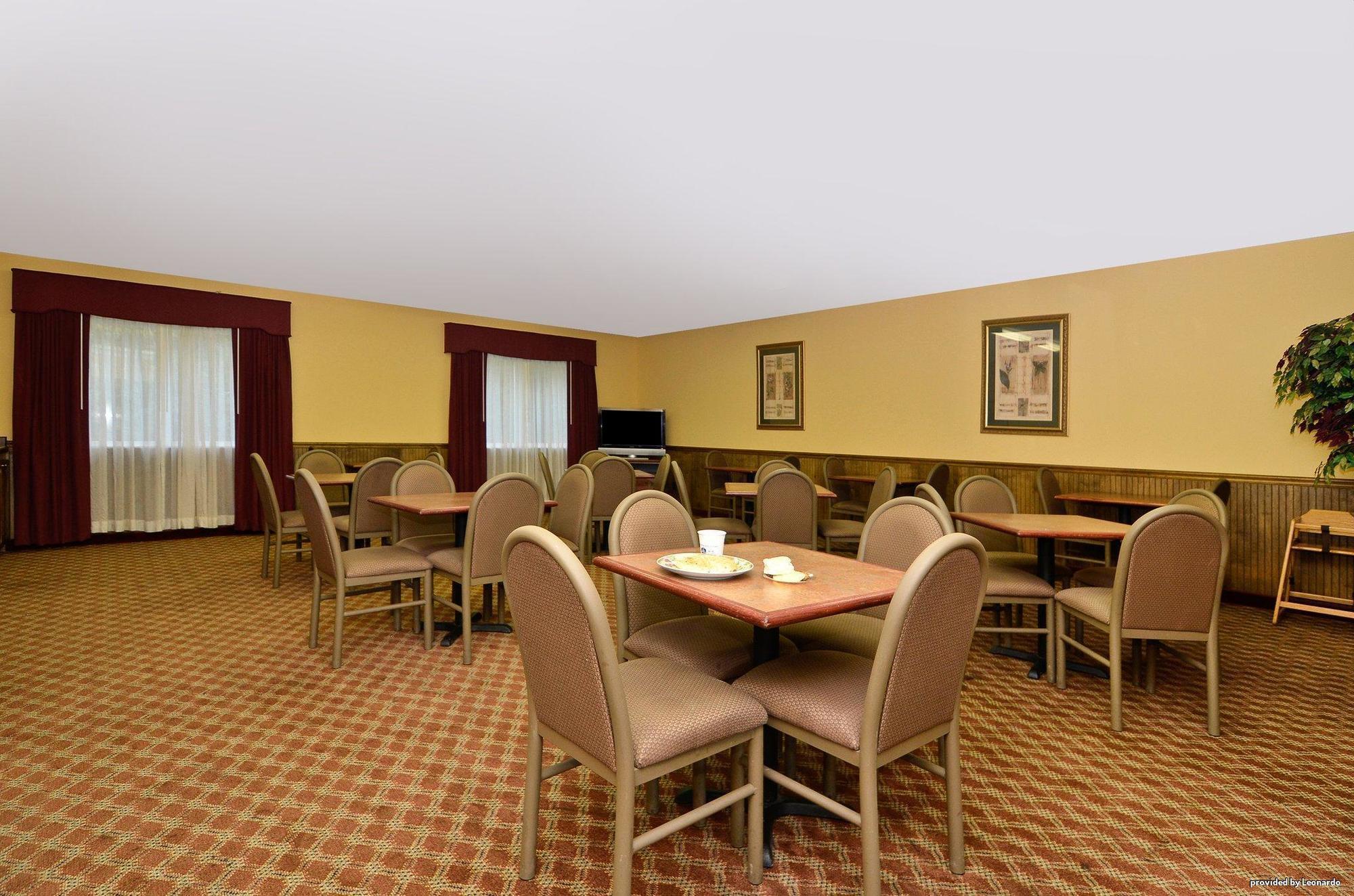 Americas Best Value Inn Wiggins Restaurante foto