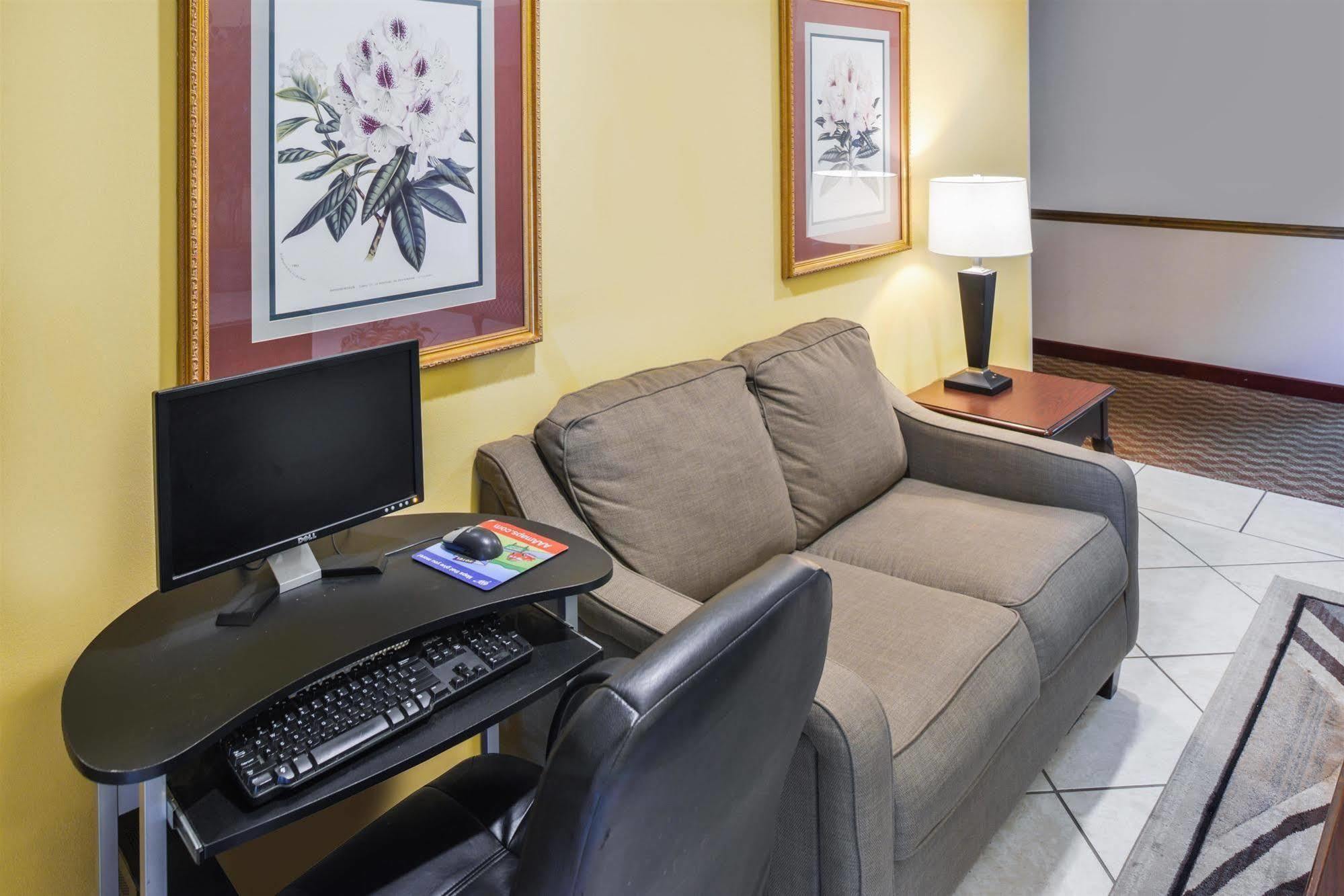 Americas Best Value Inn Wiggins Exterior foto